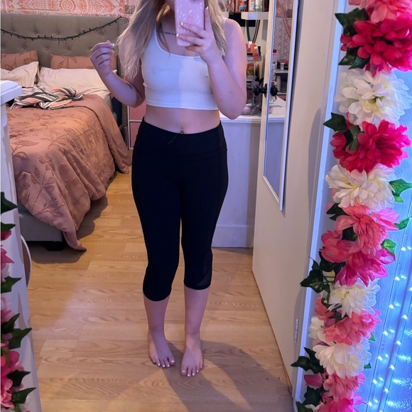 LULULEMON TWIST AND TRAIN CROP - Picture 3 of 4